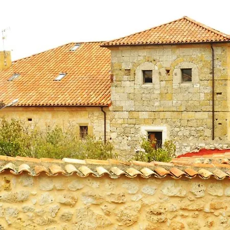 Palacio De *